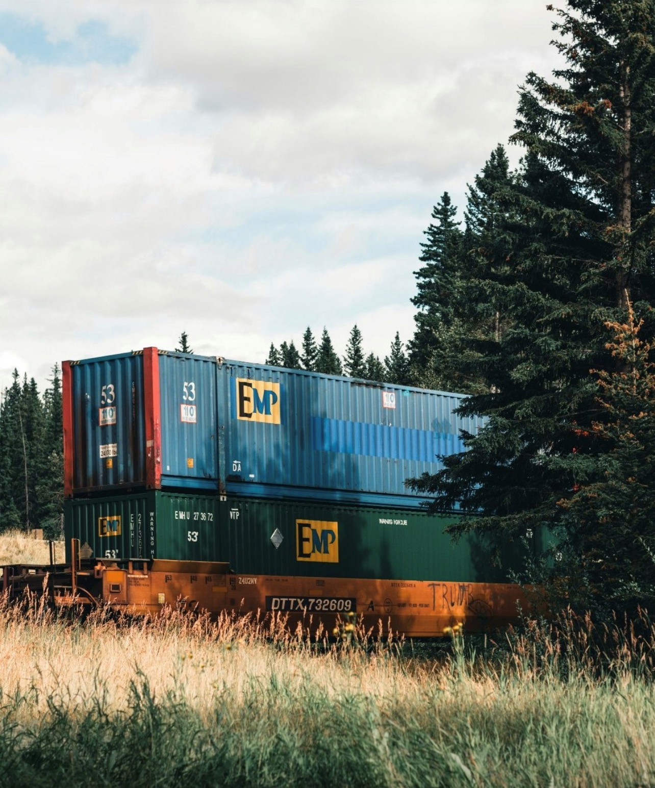 53 foot containers on rail